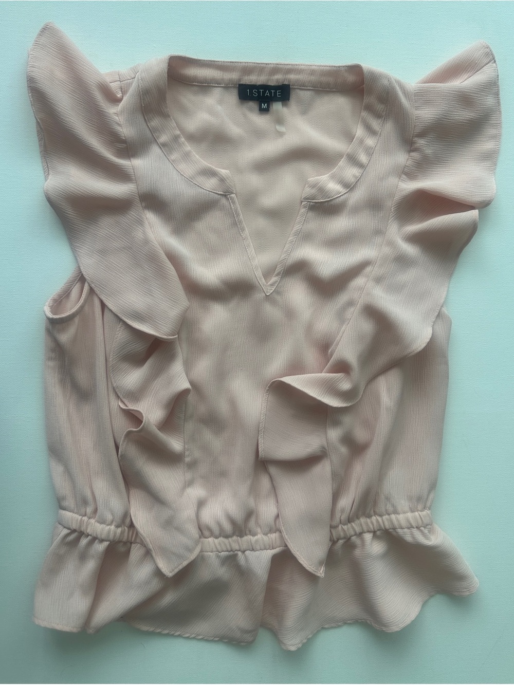 1.STATE women’s Blush Pink Ruffle Sleeveless Blouse. Size M.